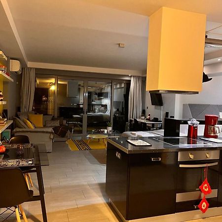 Stylish Boutique Loft With Private Balcony Apartment Athens Luaran gambar